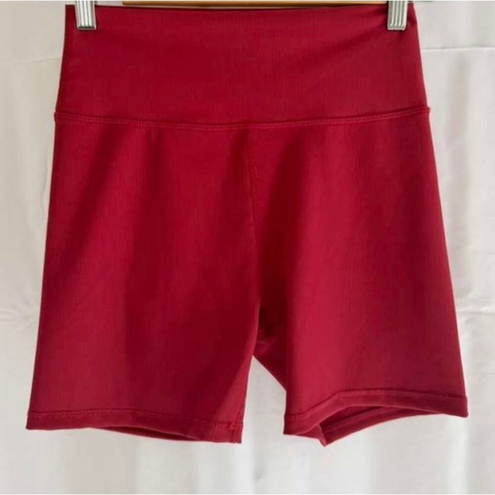 NWT Wilo The Label Base Ribbed Bike Short in Maroon Burgundy sz. L
